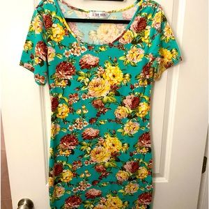 Soft, floral Bodycon dress